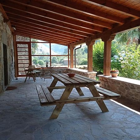 Amplia Y Comoda Casa De Piedra Con Porche Y Jardin San Roque de Ríomiera 외부 사진