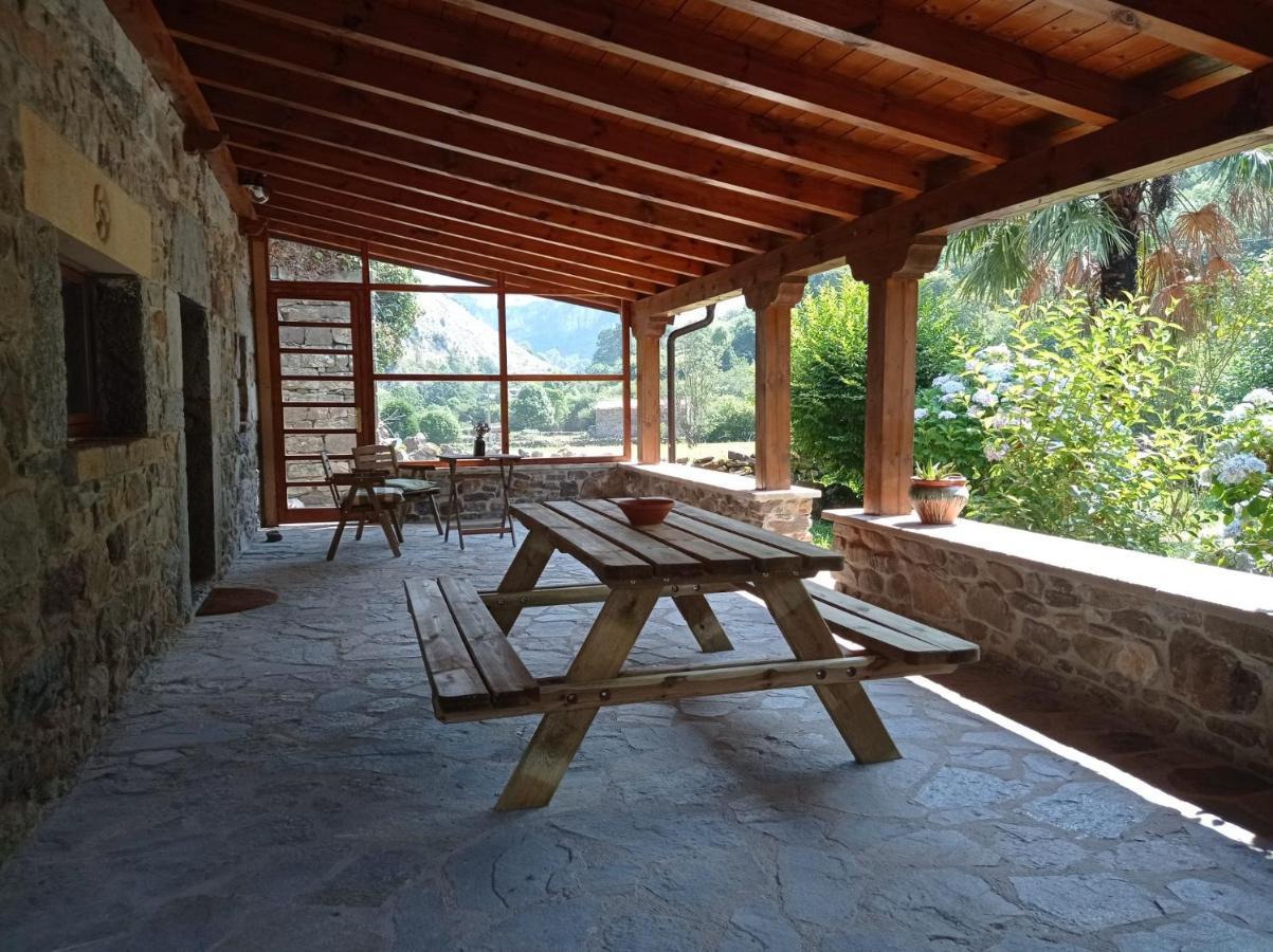 Amplia Y Comoda Casa De Piedra Con Porche Y Jardin San Roque de Ríomiera 외부 사진